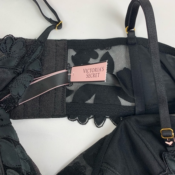 NWT Victoria’s Secret Bralette - Picture 6 of 7